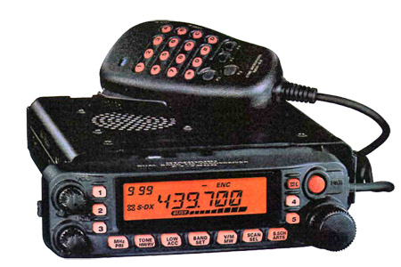 八重洲無線のモービル機T-7900の詳細説明・アロックス